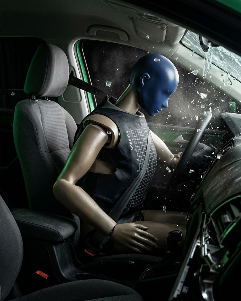HS Impact Vest 假人背心穿戴實車撞擊測試